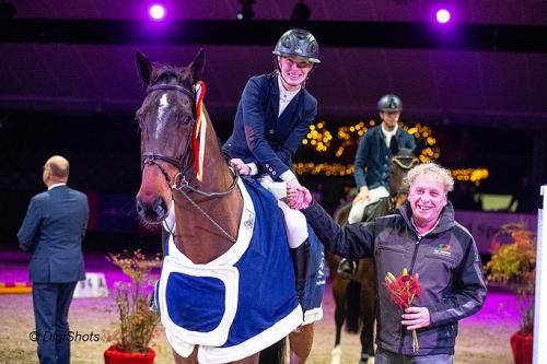 Jenny Heinekamp won de 1.30m rubriek op woensdag. Foto Digishots